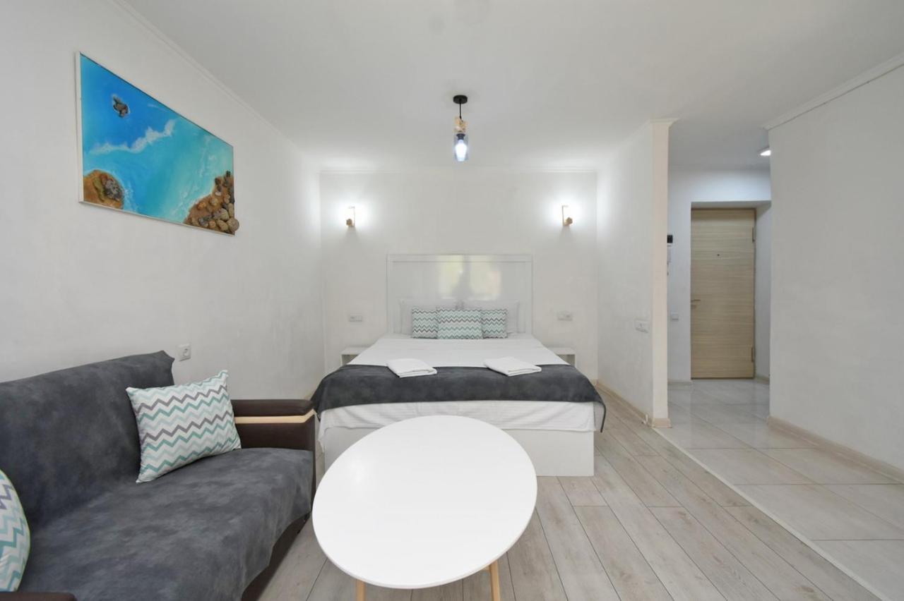 Cozy Apartment Near To The Metro H Kochar 19 エレバン エクステリア 写真