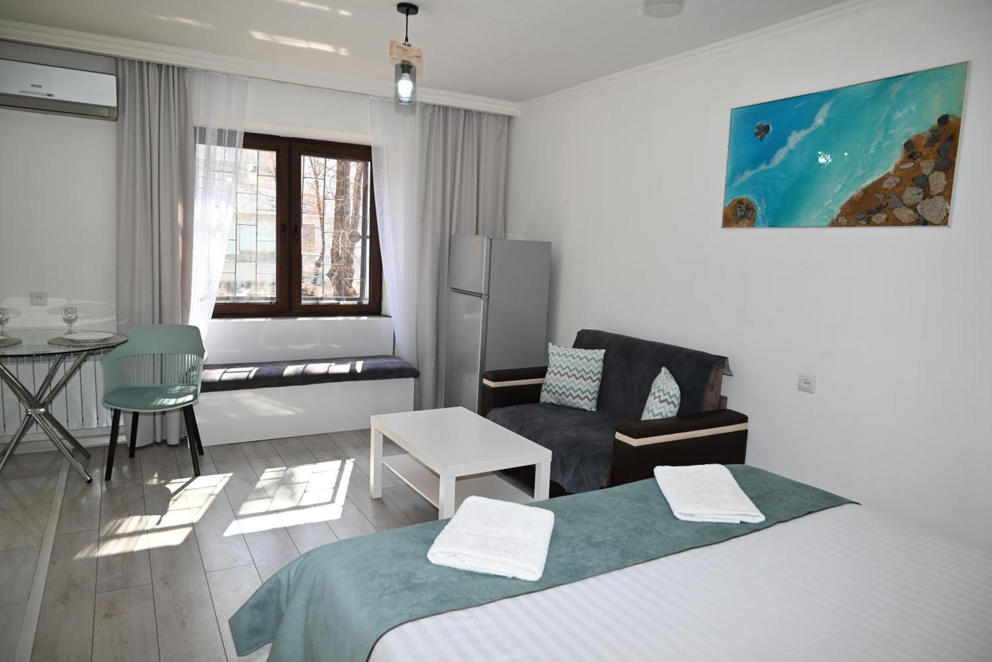 Cozy Apartment Near To The Metro H Kochar 19 エレバン エクステリア 写真
